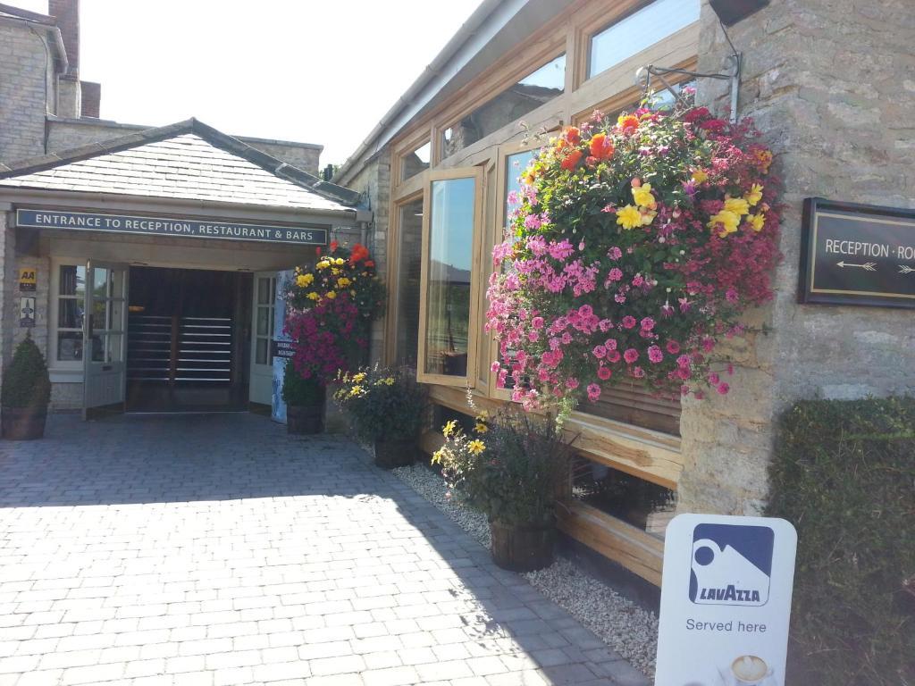Sturdys Castle Motel Kidlington Bagian luar foto